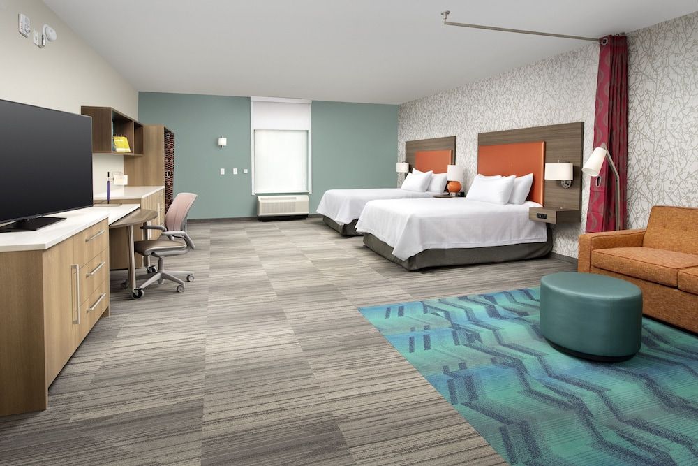 Studio, 2 Queen Beds, Accessible, Bathtub