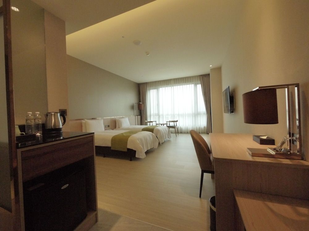 Rice Resort Hotel Standard Twin Room 6