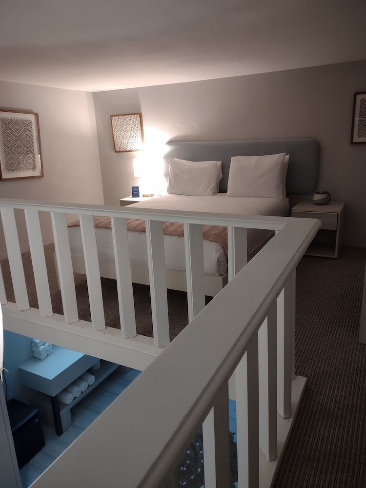 Junior Loft