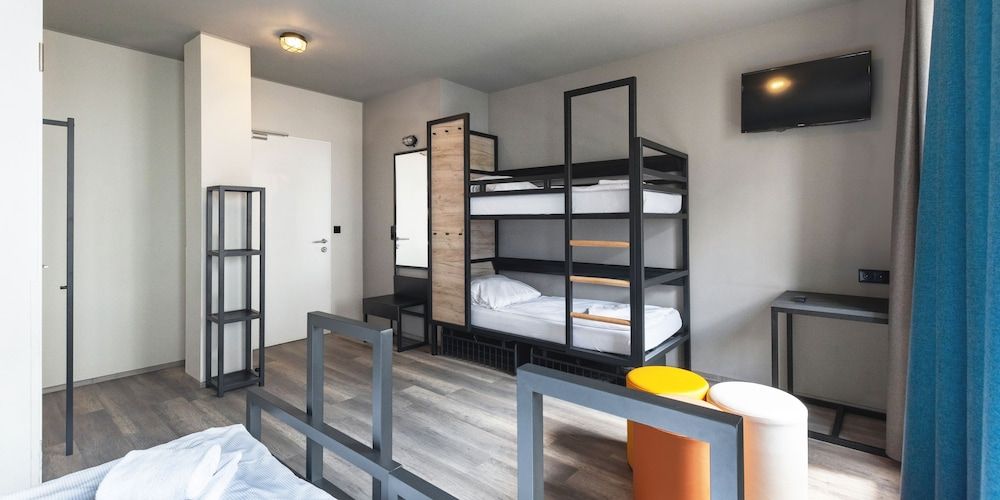 Bed in 6-Bed Dormoitory