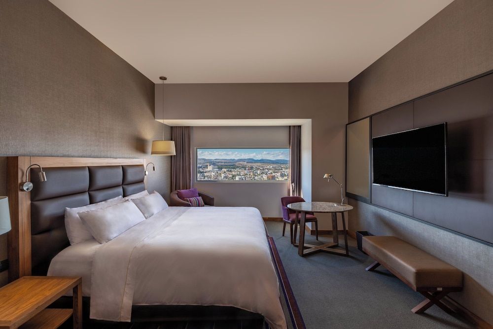 Suite, 1 King Bed (Master)