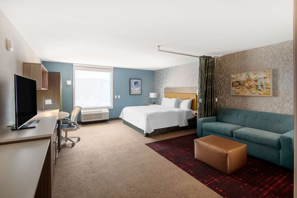 undefined Home2 Suites by Hilton Phoenix Airport North, AZ 10