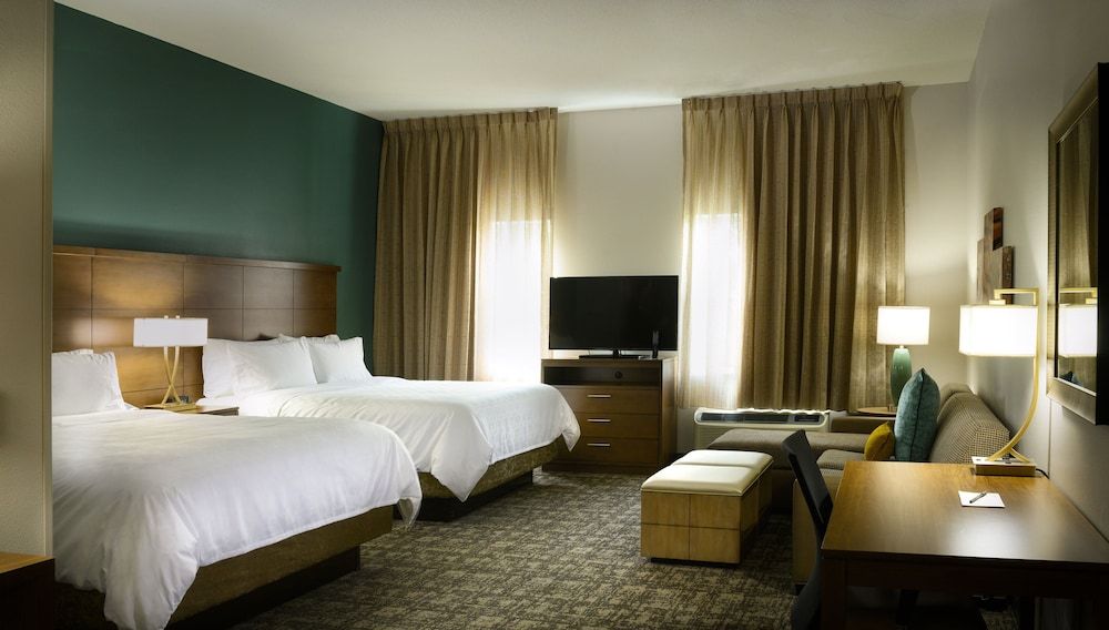 Suite, 2 Queen Beds, Accessible, Kitchen (Roll-In Shower)
