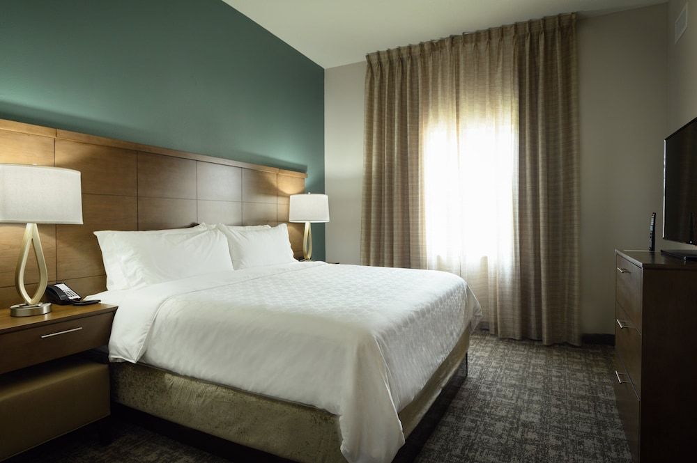 Suite, 1 Bedroom, Kitchen