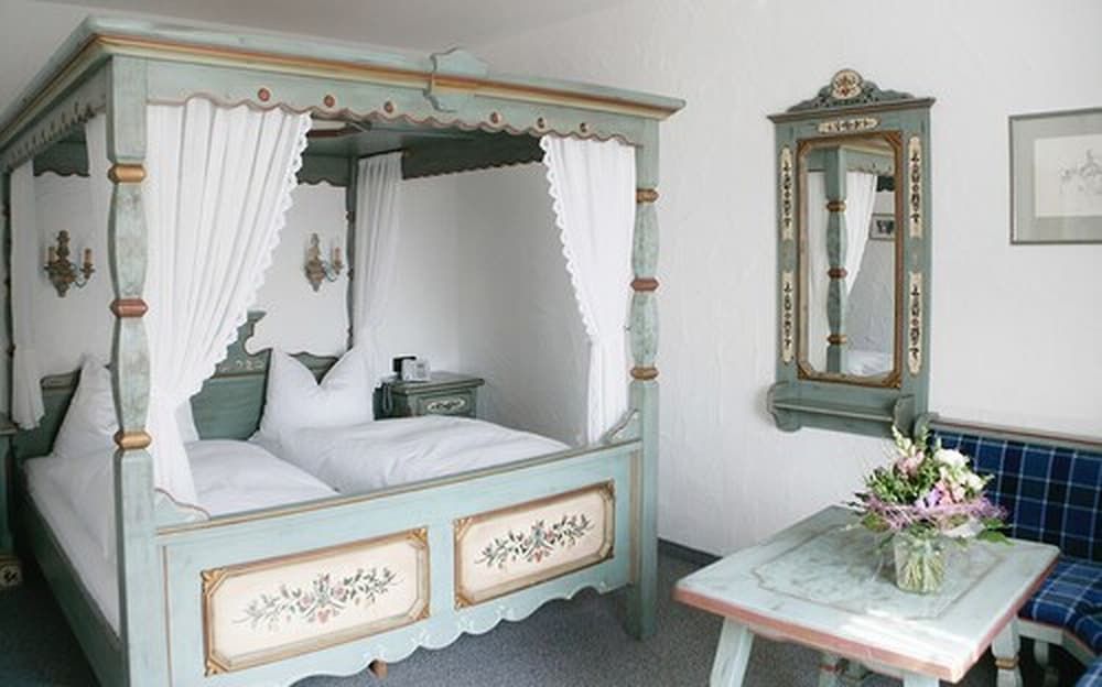 Hotel Krone Standard Double Room 7