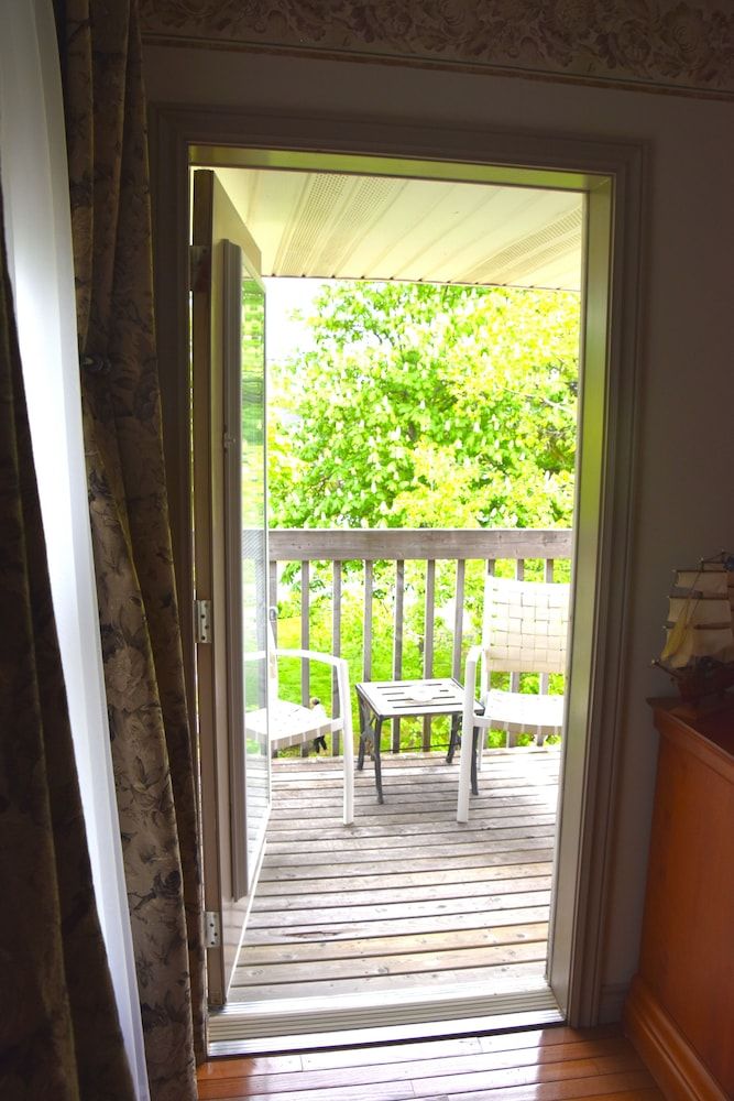 The Harbour House Executive Suite, 2 Queen Beds, Balcony 7