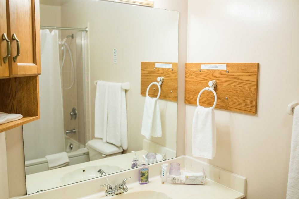 The Harbour House Executive Suite, 2 Queen Beds, Balcony 11