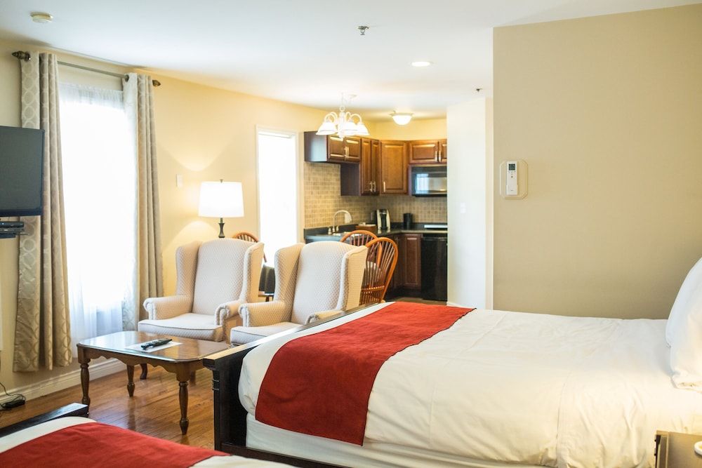 The Harbour House Executive Suite, 2 Queen Beds, Balcony 4