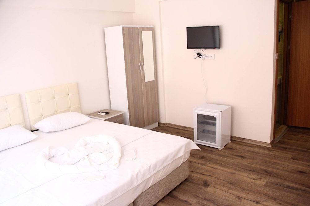 Marpalace Hotel Economy Double Room 3