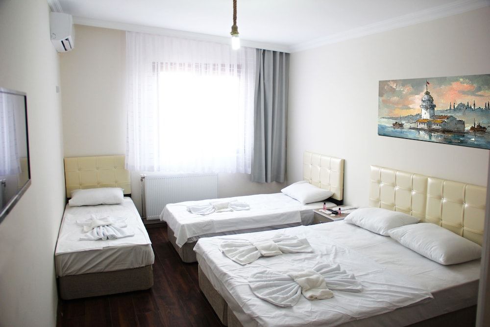 undefined Marpalace Hotel 3