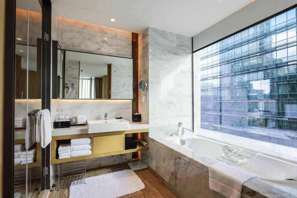 undefined Courtyard by Marriott Shenzhen Bay 10