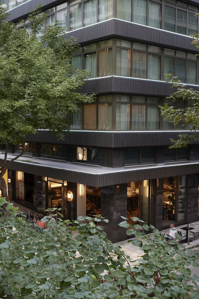 undefined Teight Hotel 8