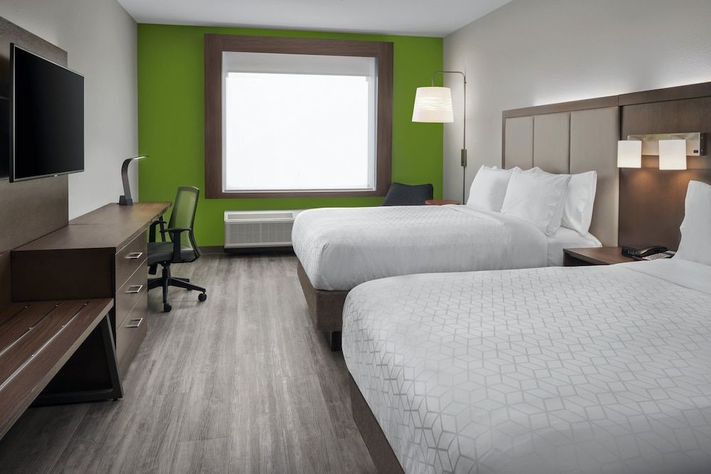 Room, 2 Queen Beds, Accessible (Comm Mobil Access Roll Shwr)