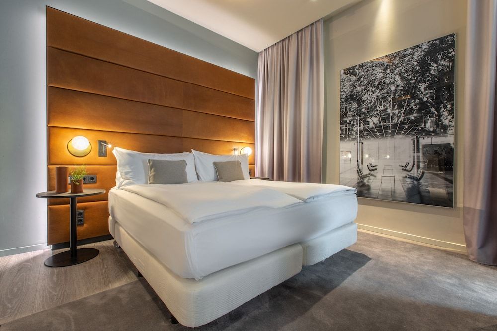 Junior Suite, 1 King Bed