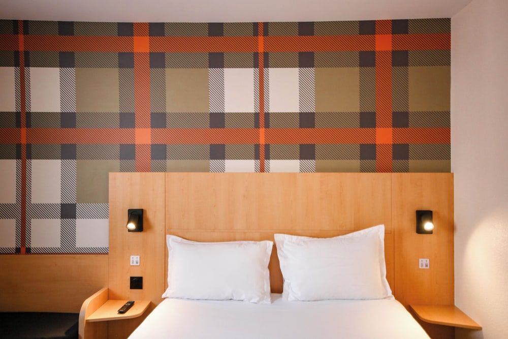 easyHotel Nice Old Town Double Room 4