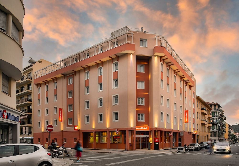 undefined easyHotel Nice Old Town 7