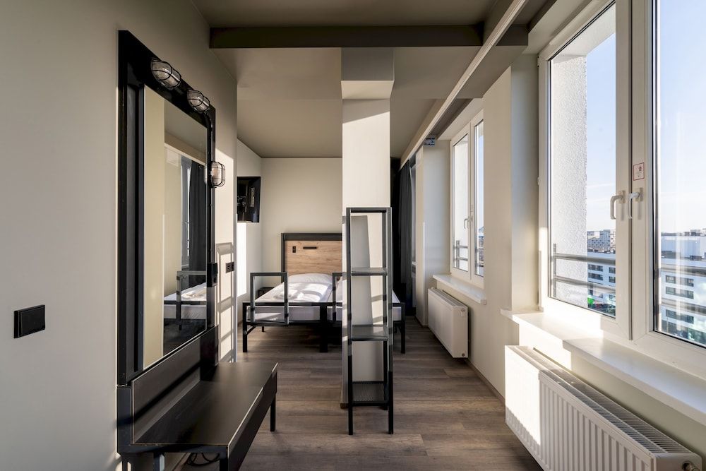 a&o Warszawa Wola Twin Room 5