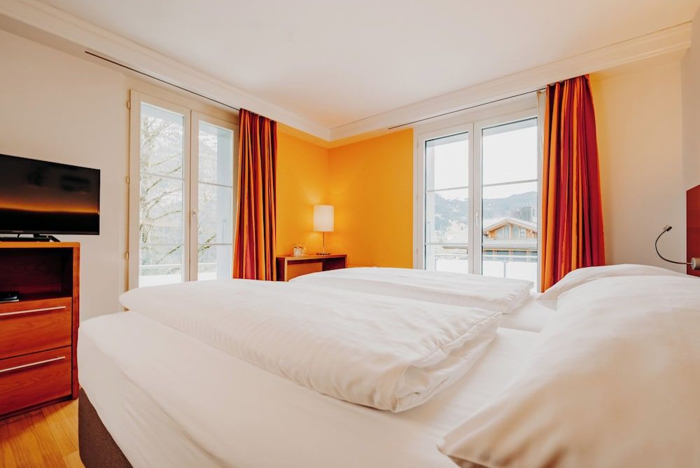 Standard Twin Room, balcony, mountain view