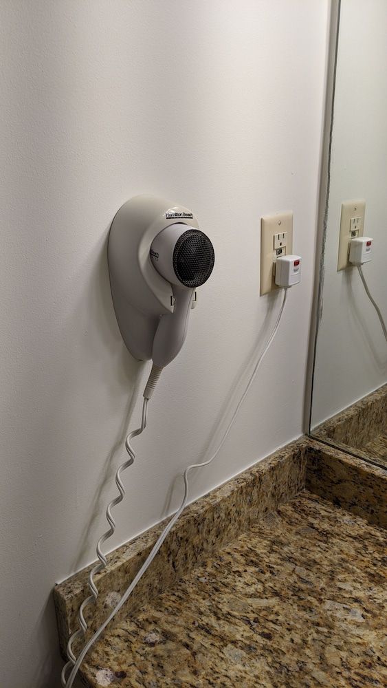 Inlet Inn NC Junior Room, 1 King Bed with Sofa bed, Balcony, City View 5