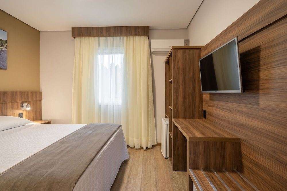 Hotel Fioreze Primo Economy Double Room, 1 Queen Bed, Non Smoking 3