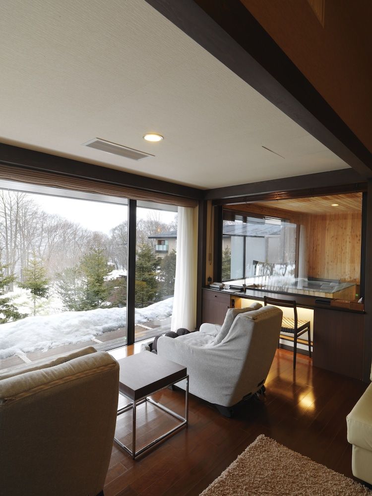 Premium Suite with Private Open-Air Hot Spring (In-Room Kaiseki Dinner Included)