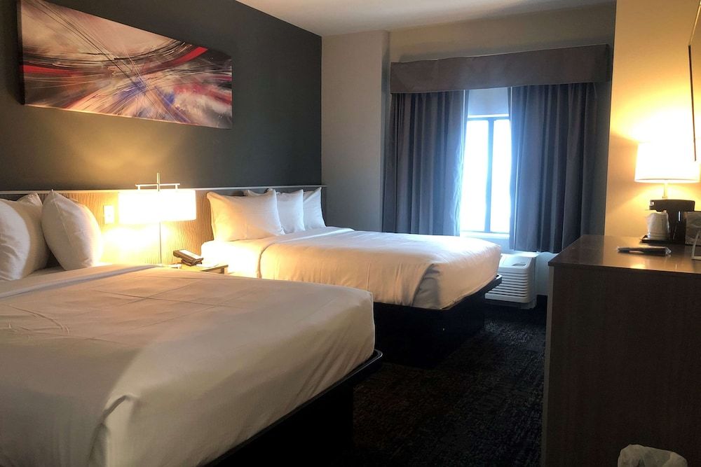 Room, 2 Queen Beds, Non Smoking