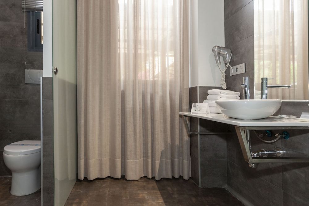 Hotel AACR Monteolivos Double Room 3