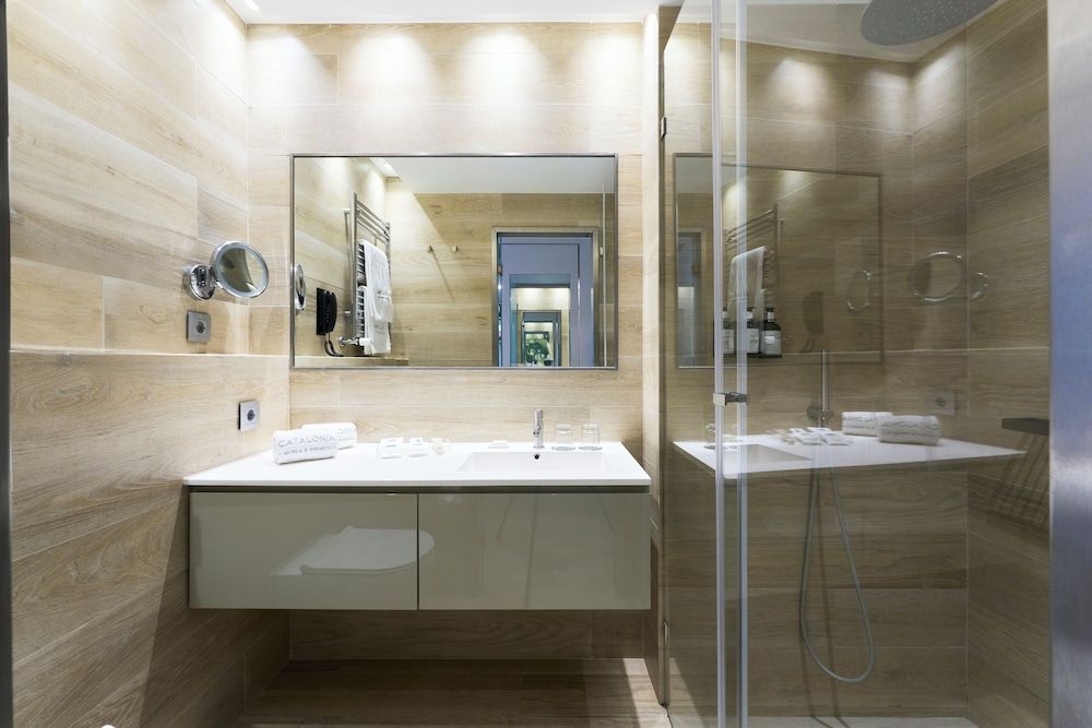 undefined Catalonia Porto 8