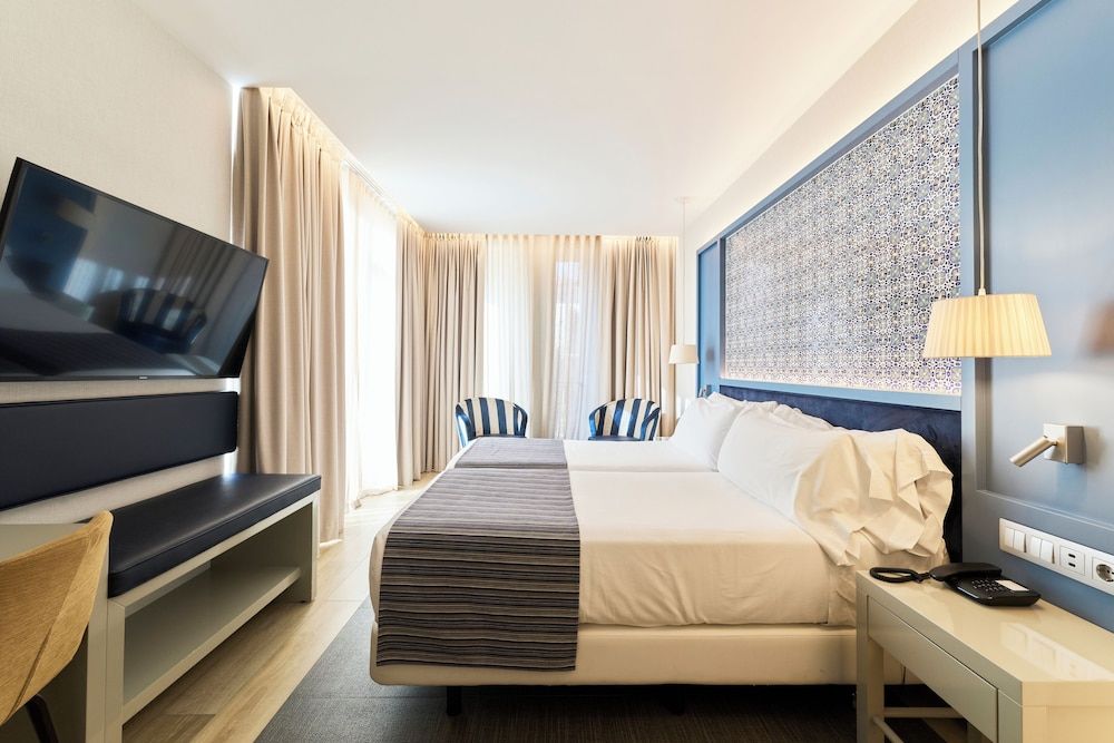 undefined Catalonia Porto 7