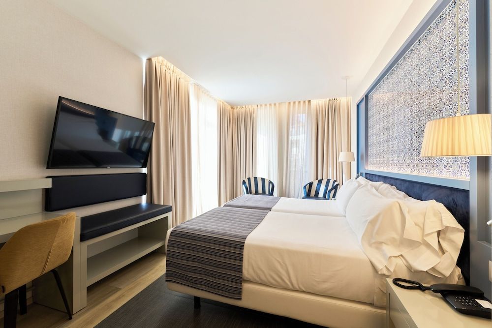 undefined Catalonia Porto 5