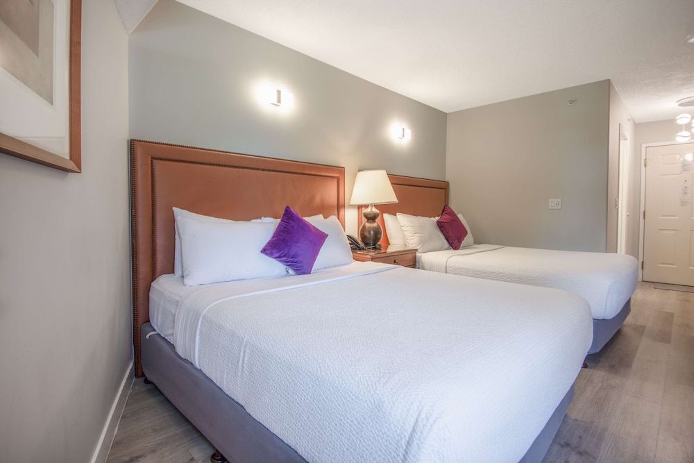 Coast Parksville Hotel