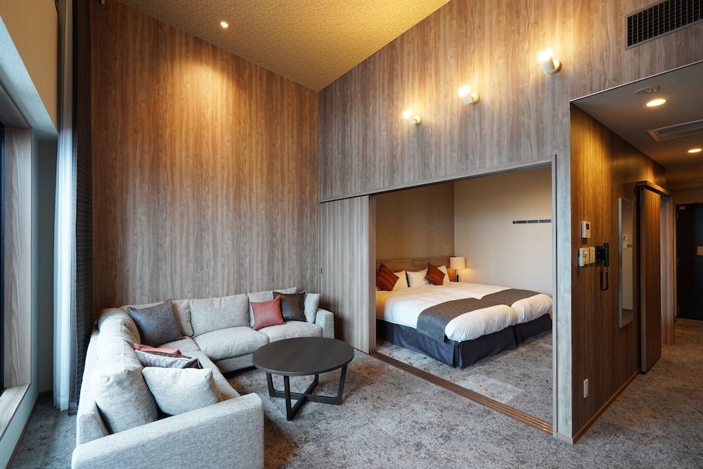 Winery Hotel & Condominium HITOHANA Deluxe Hollywood Twin Room 3