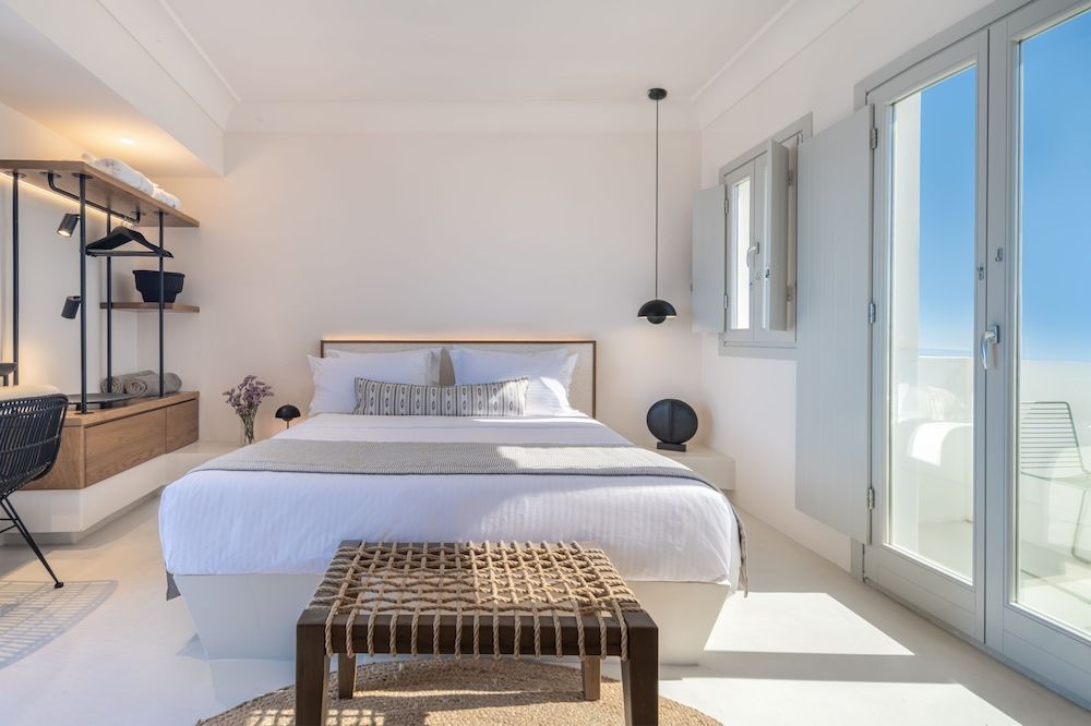 undefined Akra Suites & Spa 4