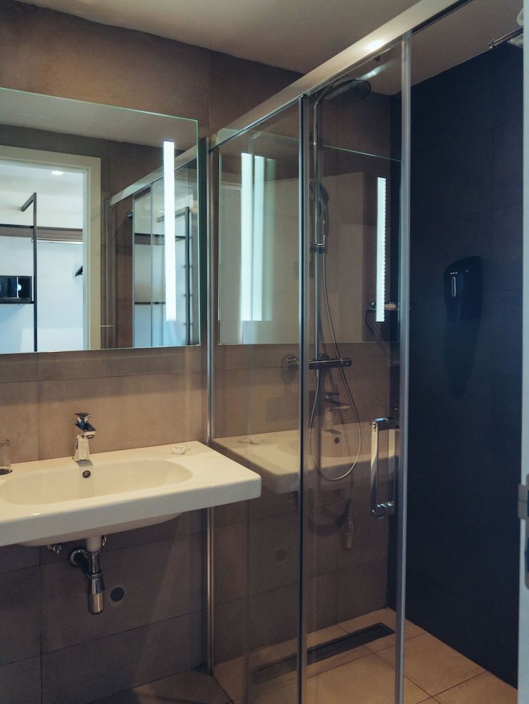 ONOMO Hotel Casablanca Airport Twin Room With Balcony 5