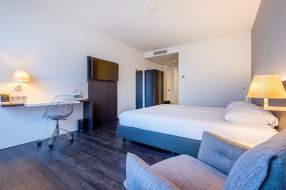 Postillion Hotel Dordrecht Comfort Double Room 3