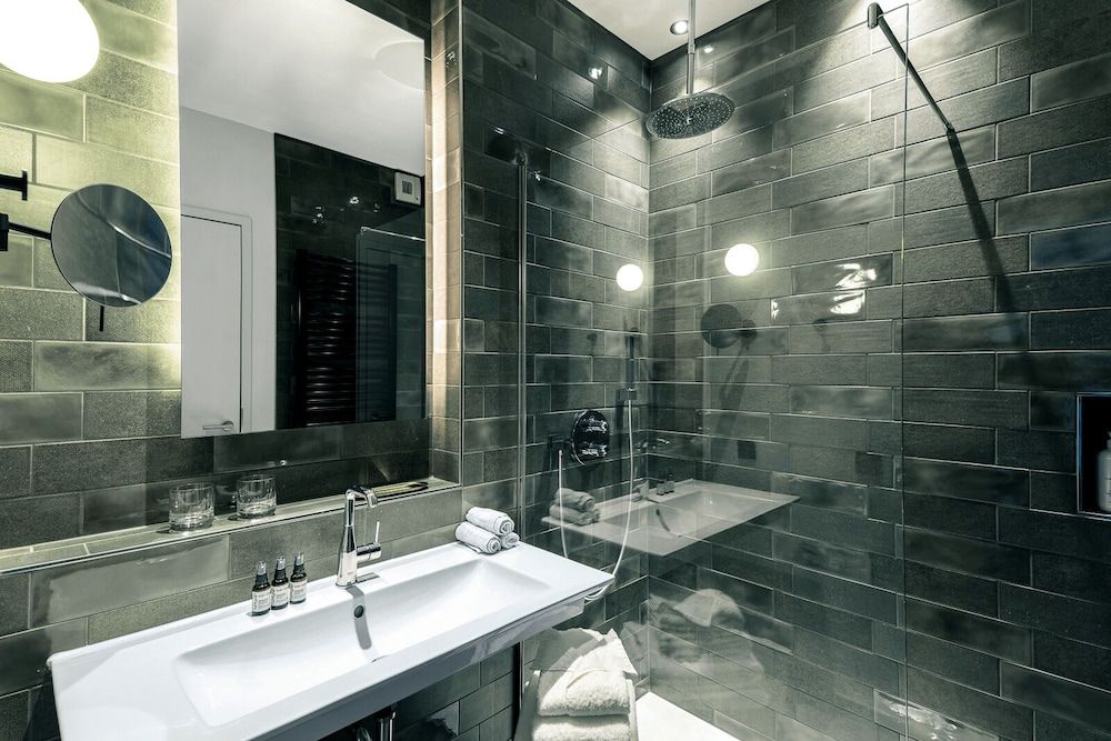 SOLLER Business Hotel – Munich Airport MUC Standard Double Room (Homely Green) 2