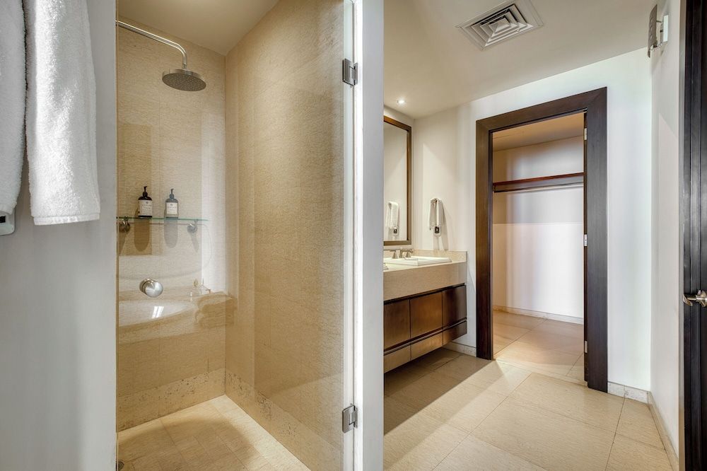 Puerta Cortés Residences by Lumina Deluxe Apartment, 3 Bedrooms, Ocean View 9