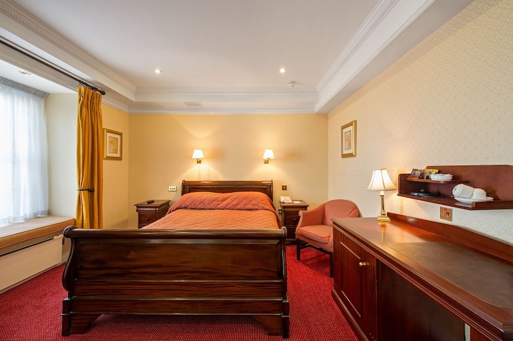 Wynn's Hotel Standard Double Room 3