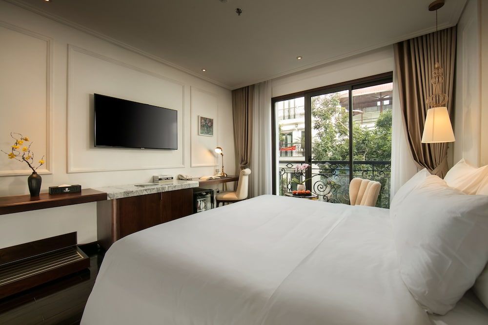 Executive City View