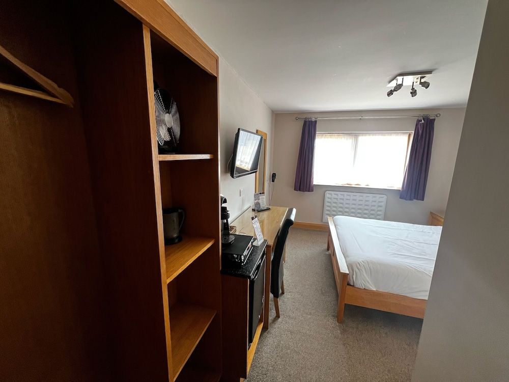 The Carrington Arms Standard Double Room, 1 Double Bed, Non Smoking 5