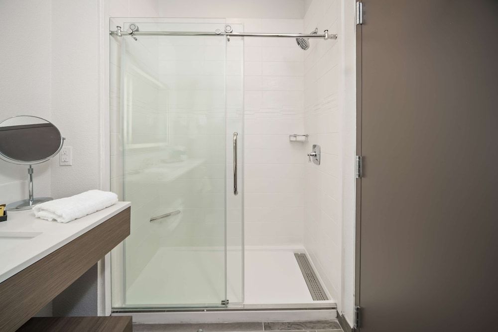 Suite, 1 King Bed, Non Smoking, Kitchen (Full Kitchen)