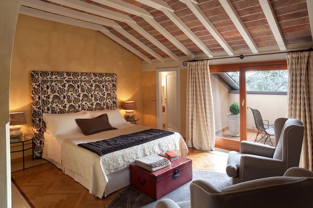L'Albereta, Relais & Chateaux Superior Room