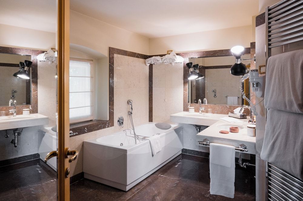 L'Albereta, Relais & Chateaux Superior Room 4