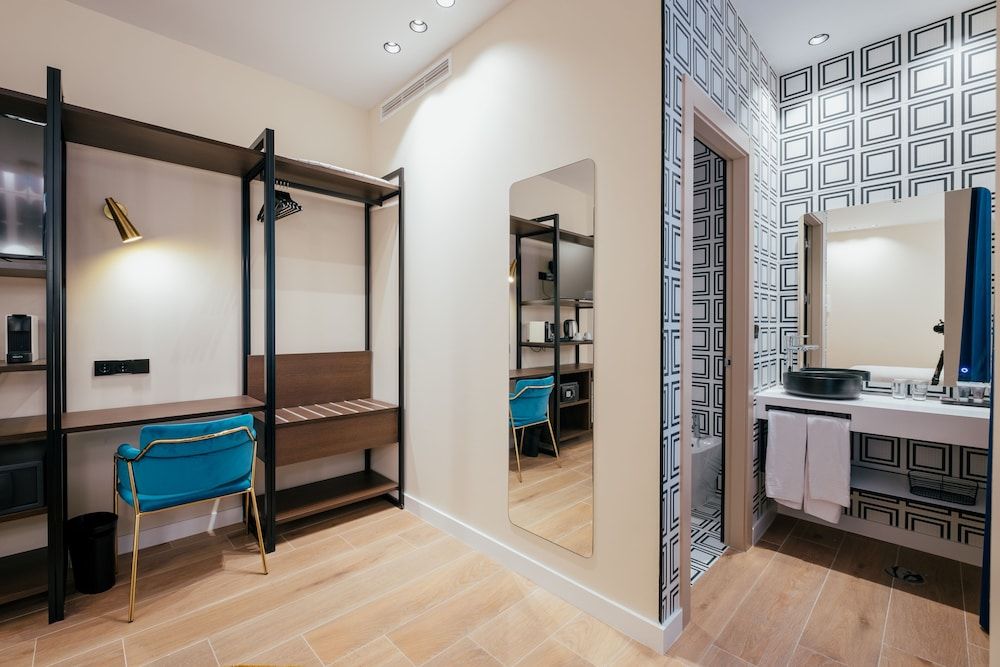 Hotel Cetina Sevilla Standard Double or Twin Room 8