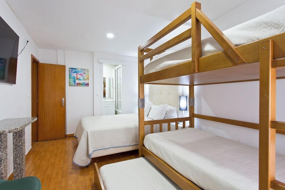 Family Room, Private Bathroom