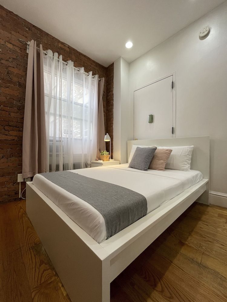 Signature Apartment