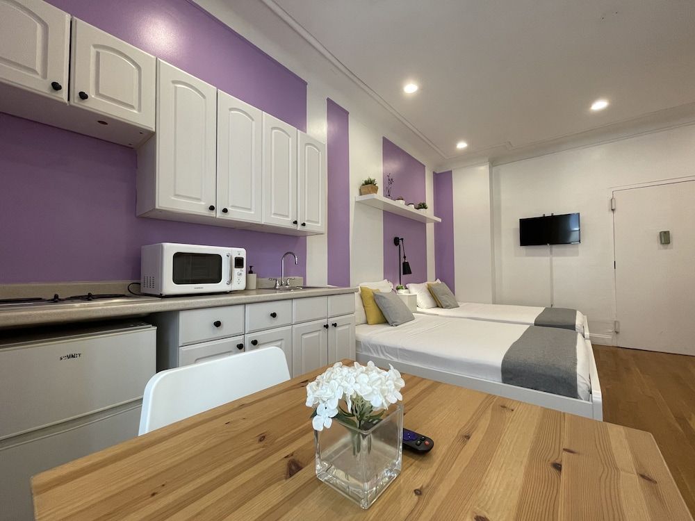 undefined Hotel and the City-Midtown 10