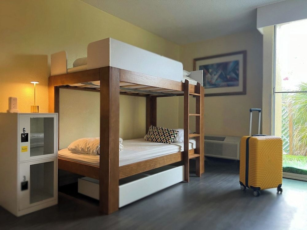 Bposhtels Orlando Florida Mall Deluxe Shared Dormitory, Women only 6