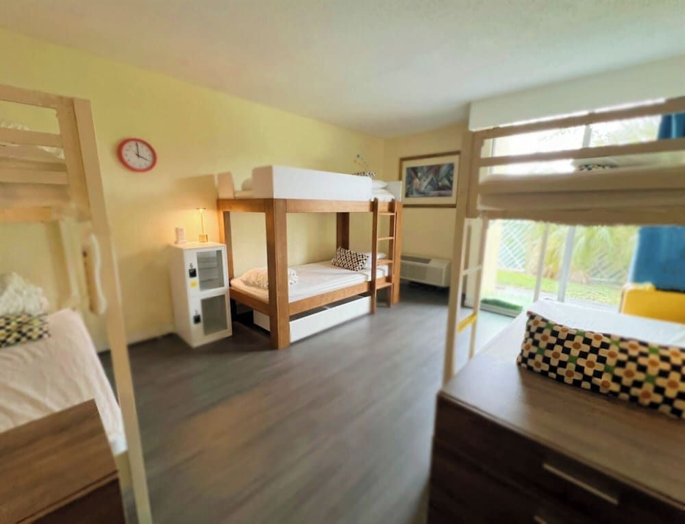 Bposhtels Orlando Florida Mall Deluxe Shared Dormitory, Women only 4