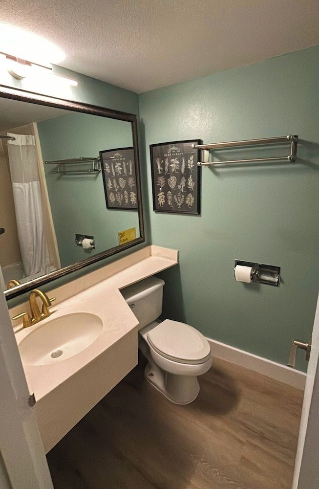 Bposhtels Orlando Florida Mall Deluxe Shared Dormitory, Women only 8